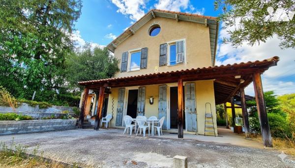 Nice – Colline de Pessicart, une propriété avec vue dégagée sur un terrain de 1 300 m².