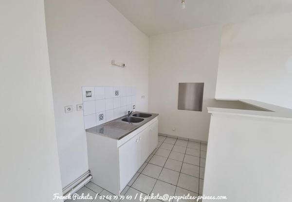 APPARTEMENT T3 , hyper centre, garage, cave