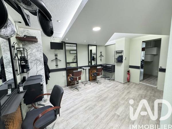 Esthétique, Coiffure​ à vendre 90 m² Saint-Dizier