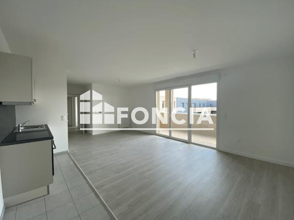 Location Appartement 3 pièces 68.53 m² - 51 RUE GEORGES CHARPAK Bezannes 51430