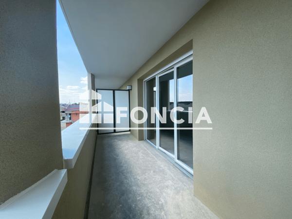 Location Appartement 3 pièces 68.53 m² - 51 RUE GEORGES CHARPAK Bezannes 51430