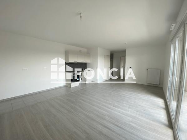 Location Appartement 3 pièces 68.53 m² - 51 RUE GEORGES CHARPAK Bezannes 51430