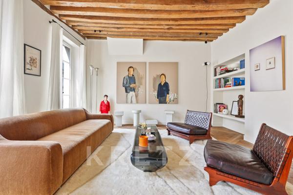 Appartement d'exception à l'angle de la rue du Bac et de la rue de Verneuil