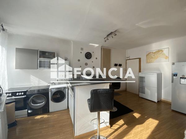 Location Appartement meublé 3 pièces 60.64 m² - 44 RUE JEAN MOULIN Charleville-mezieres 08000