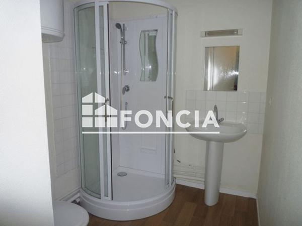 Location Studio 19.41 m² - 27 RUE MAXIME DUMOULIN Poitiers 86000