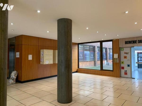 ROUEN GAUCHE PROCHE FLAUBERT PLATEAUX DE BUREAUX AVEC PARKING