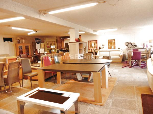 LOCAL COMMERCIAL A FORT POTENTIEL DE 780M2 DIVISIBLE!