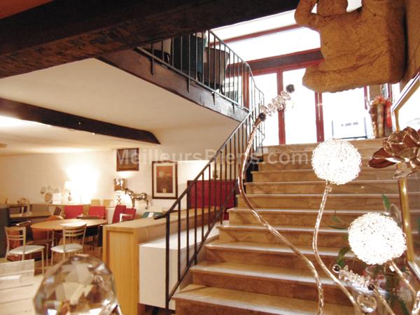 LOCAL COMMERCIAL A FORT POTENTIEL DE 780M2 DIVISIBLE!