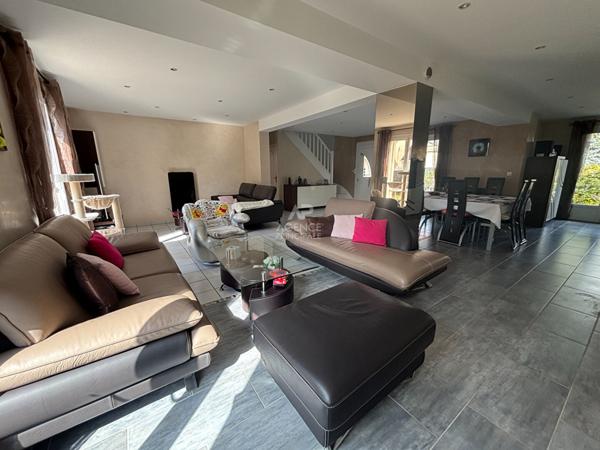Maison Osny 6 pièce(s) 146 m2 €495 000 ** - Référence 11229