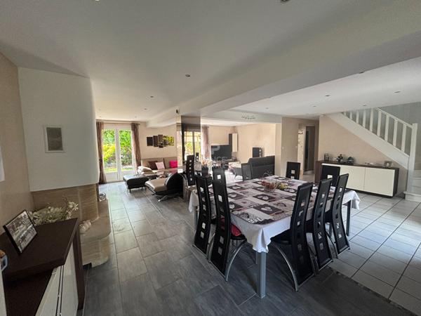 Maison Osny 6 pièce(s) 146 m2 €495 000 ** - Référence 11229