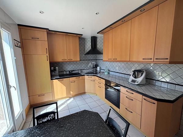 Maison Osny 6 pièce(s) 146 m2 €495 000 ** - Référence 11229