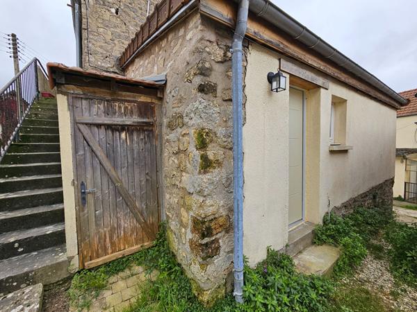 STUDIO MEUBLÉ 20m² + CAVE - JUZIERS