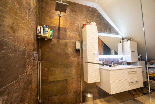 Luynes centre à pied ? Maison de charme avec piscine