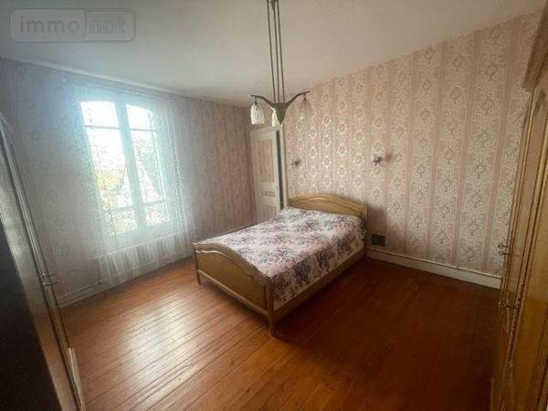 Maison à vendre à Le Grand-Lucé dans la Sarthe (72150), ref : 13816/1095   
CENTRE BOURG