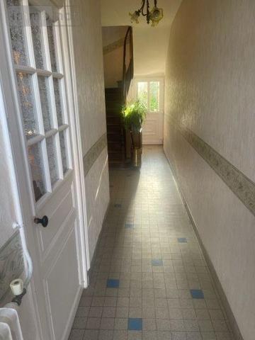 Maison à vendre à Le Grand-Lucé dans la Sarthe (72150), ref : 13816/1095   
CENTRE BOURG