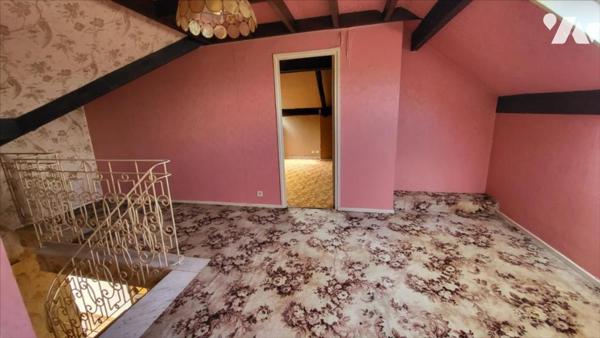 Montbeliard, en impasse maison traditionnelle six pièces sur 11a 64ca de terrain