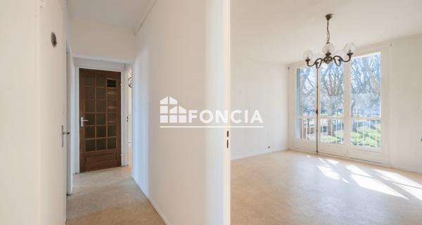 À vendre Appartement 4 pièces 65 m² - Montélimar 26200