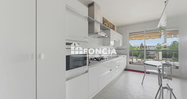 À vendre Appartement 3 pièces 123.98 m² - Bordeaux 33200
