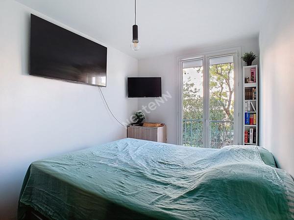 Appartement T4 à Martigues Ferrières, refait à neuf, avec balcon