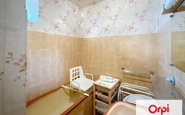 Maison à vendre    3 pièces •  Terrasson-Lavilledieu