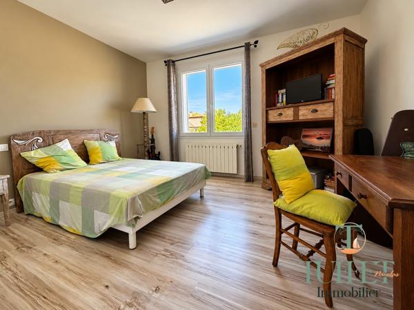Maison familliale de 202 m2 sur 2226 m2 de terrain à Deux pas du centre-ville