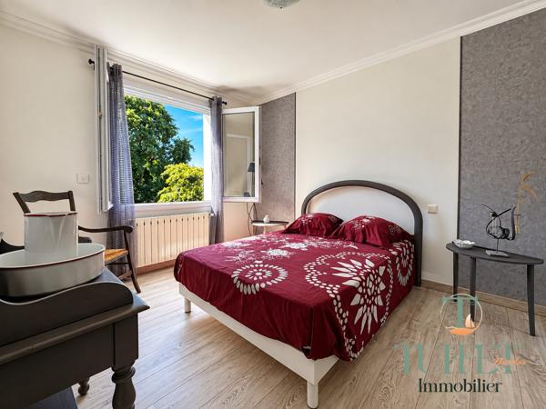 Maison familliale de 202 m2 sur 2226 m2 de terrain à Deux pas du centre-ville