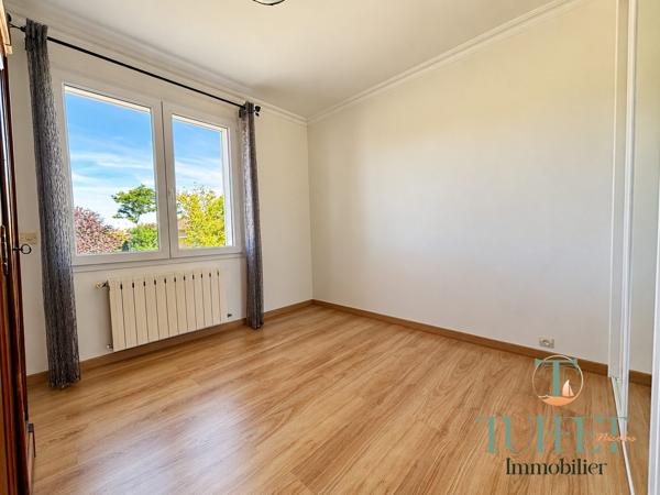 Maison familliale de 202 m2 sur 2226 m2 de terrain à Deux pas du centre-ville