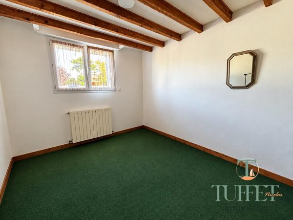Maison familliale de 202 m2 sur 2226 m2 de terrain à Deux pas du centre-ville