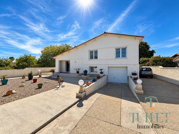 Maison familliale de 202 m2 sur 2226 m2 de terrain à Deux pas du centre-ville