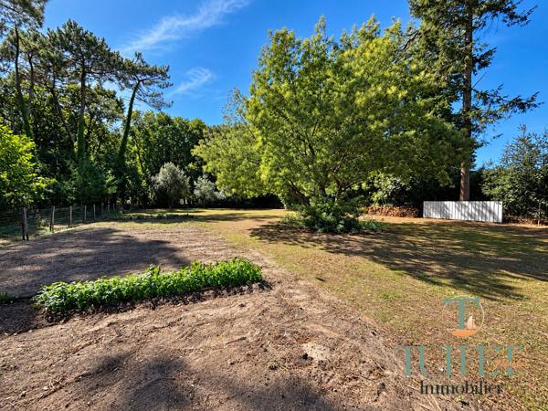 Maison familliale de 202 m2 sur 2226 m2 de terrain à Deux pas du centre-ville