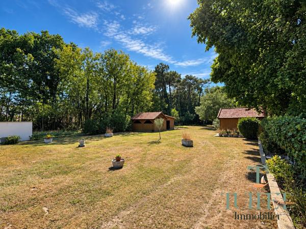 Maison familliale de 202 m2 sur 2226 m2 de terrain à Deux pas du centre-ville