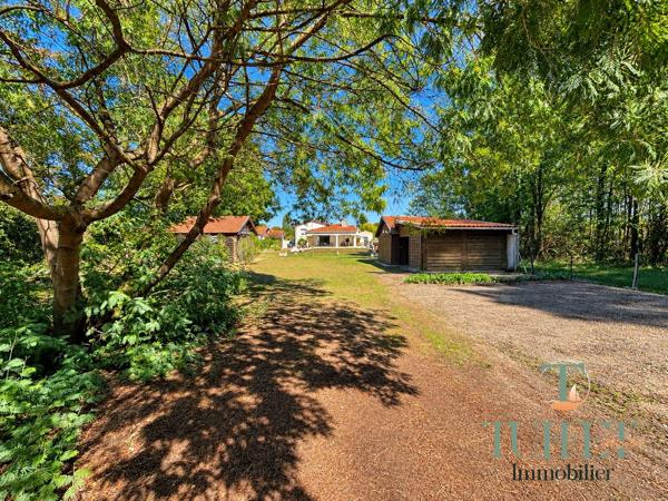 Maison familliale de 202 m2 sur 2226 m2 de terrain à Deux pas du centre-ville