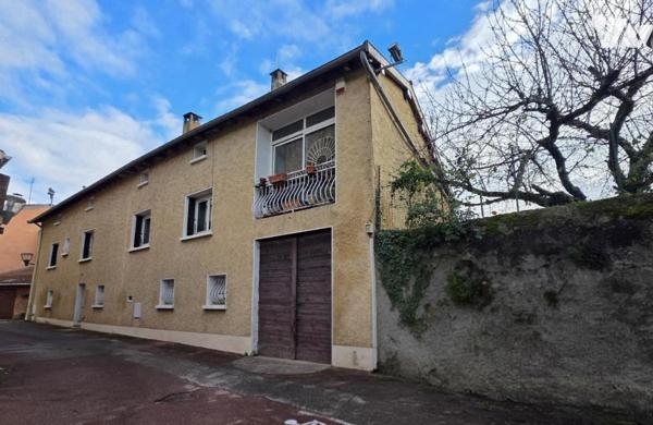 Maison familiale secteur calme