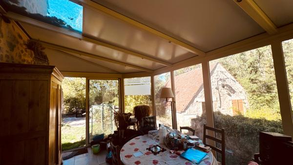 EXCLUSIVITE - AVALLON , VALLEE DU COUSIN . Propriété avec terrain de 3 ha 53 environ au prix de 267 500 €