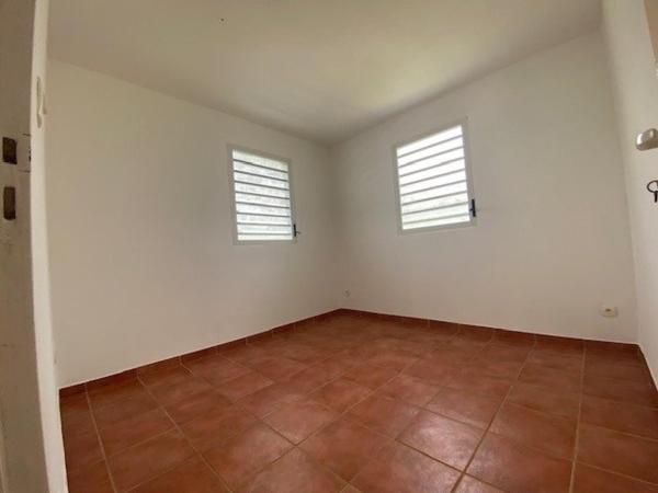 Gde Maison R+1 de 210m2 sur 13ares (piscine offerte)