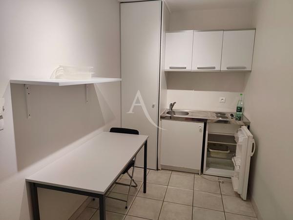 Local professionnel