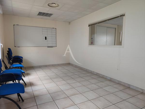 Local professionnel