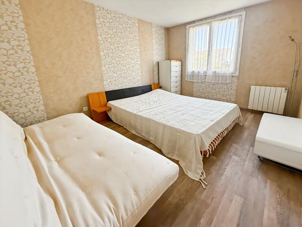 A vendre à Vauréal (dans quartier prisé) : Maison individuelle de 6 pièces