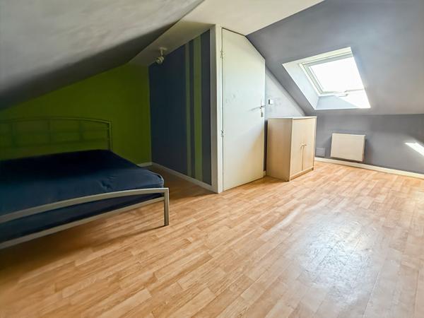 A vendre à Vauréal (dans quartier prisé) : Maison individuelle de 6 pièces