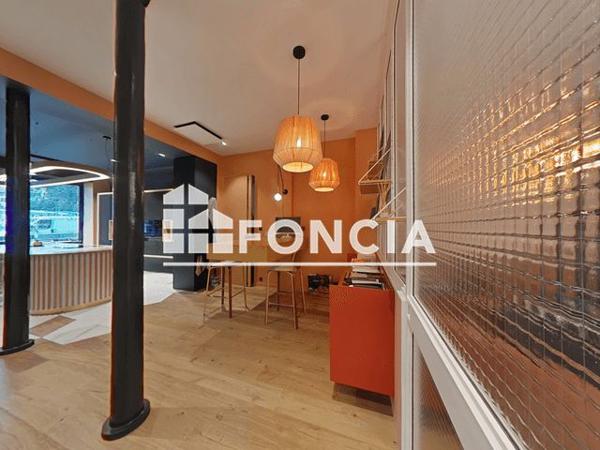 Location Local commercial 2 pièces 65.4 m² - 7 RUE DE VINCENNES -Montreuil 93100