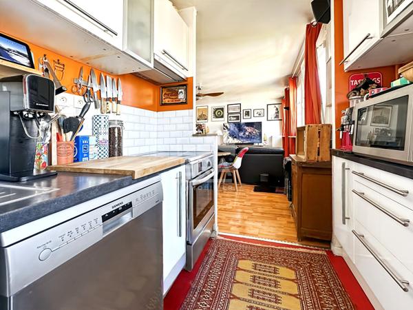Appartement Montreuil ? Dernier étage lumineux 3/4 pièces avec vue dégagée