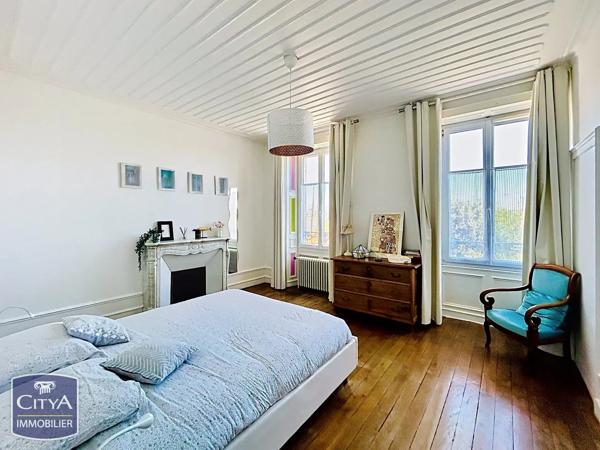Maison à vendre 9 pièces 190m² Châteauroux (36000)