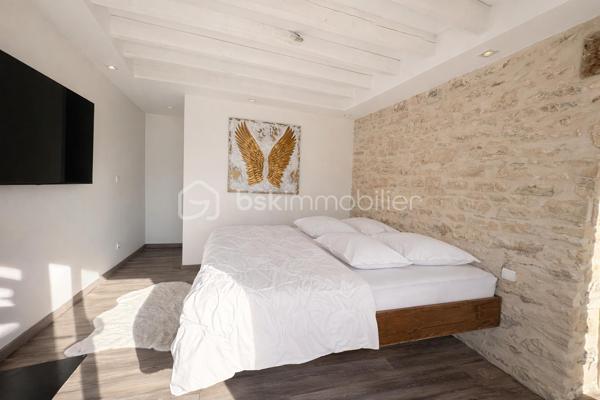 Maison en pierre de 110 m²