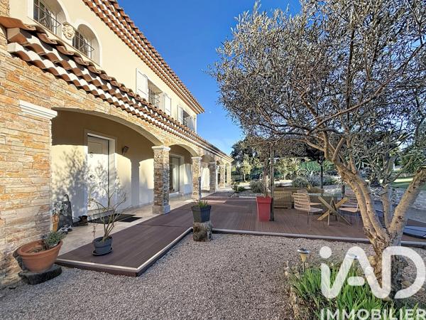 Maison à vendre 7 pièces 251 m² Peymeinade