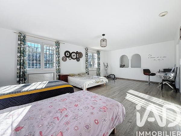 Maison à vendre 7 pièces 251 m² Peymeinade
