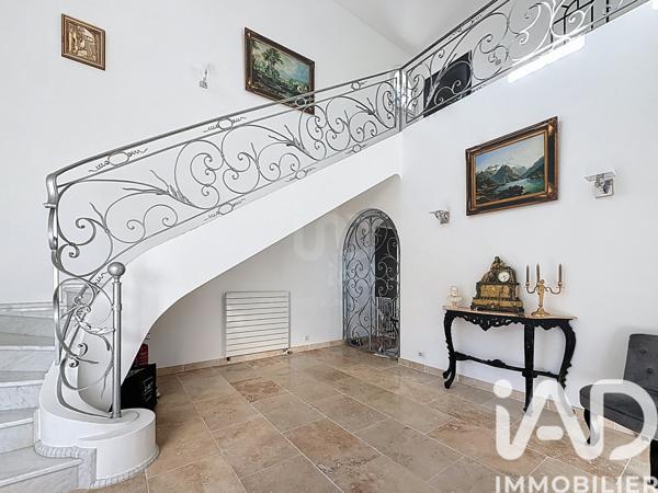 Maison à vendre 7 pièces 251 m² Peymeinade