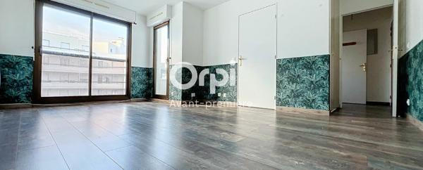 Appartement à vendre    1 pièce • 30 m2 Châtillon