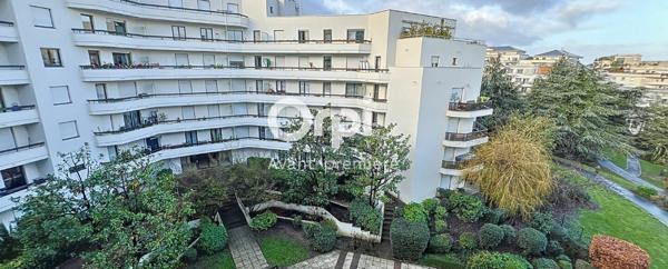 Appartement à vendre    1 pièce • 30 m2 Châtillon