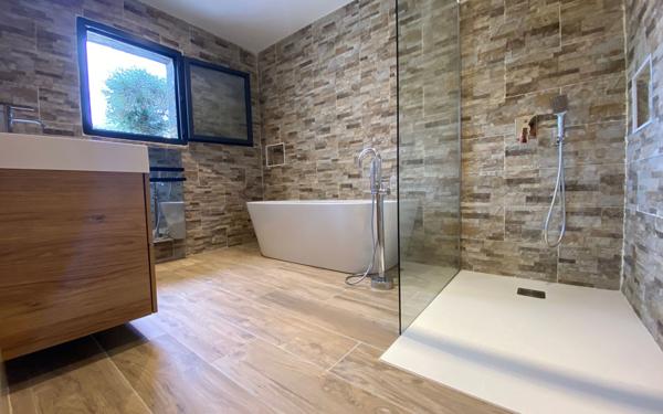 Maison à vendre    5 pièces •  Nègrepelisse