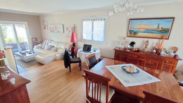 Plain pied de 3 chambres sur terrain de 1 400 m²